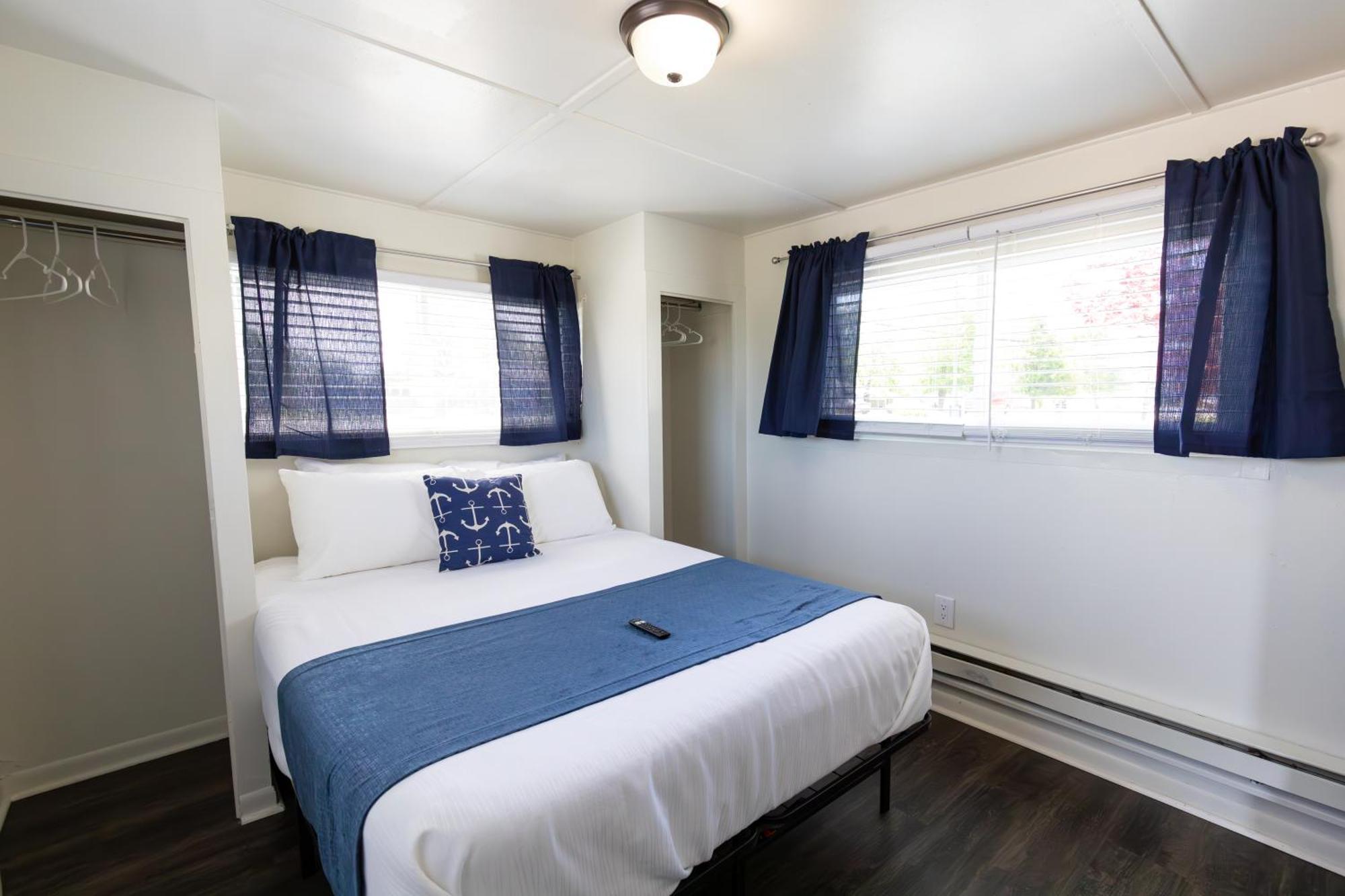 Anchor Bay Inn And Suites Sandusky Rum bild